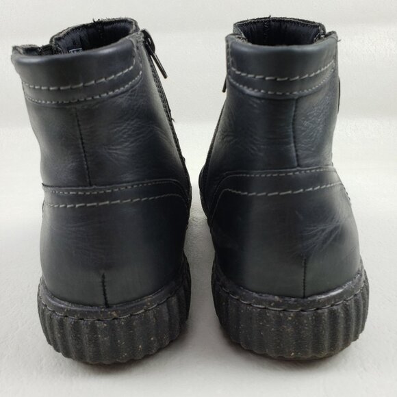 Clarks Caroline Orchid Ruched Ankle Boot Womens 9 Wide Black Leather Side Zip - Picture 9 of 12